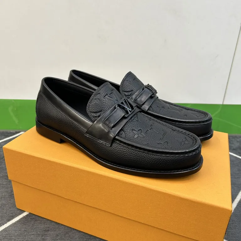 Louis Vuitton Shoe 